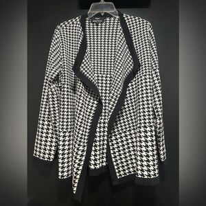 Dennis Basso Black and White Houndstooth Cardigan